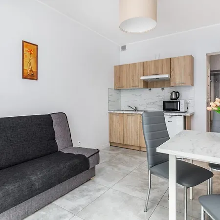 Διαμέρισμα Legionow 47 By Renters *
